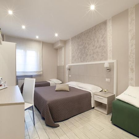 Bed and Breakfast Le Quattro Piazze Sorrent Zimmer foto