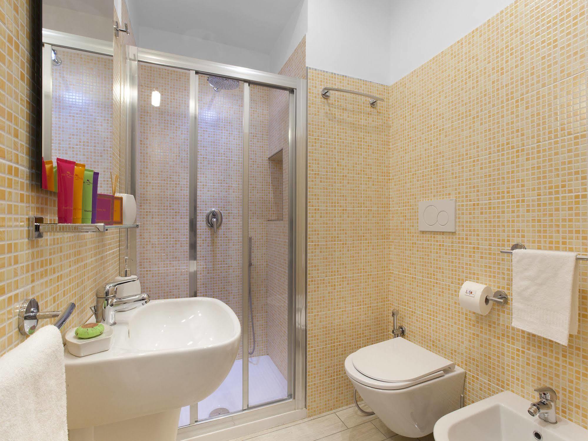 Bed and Breakfast Le Quattro Piazze Sorrent Exterior foto