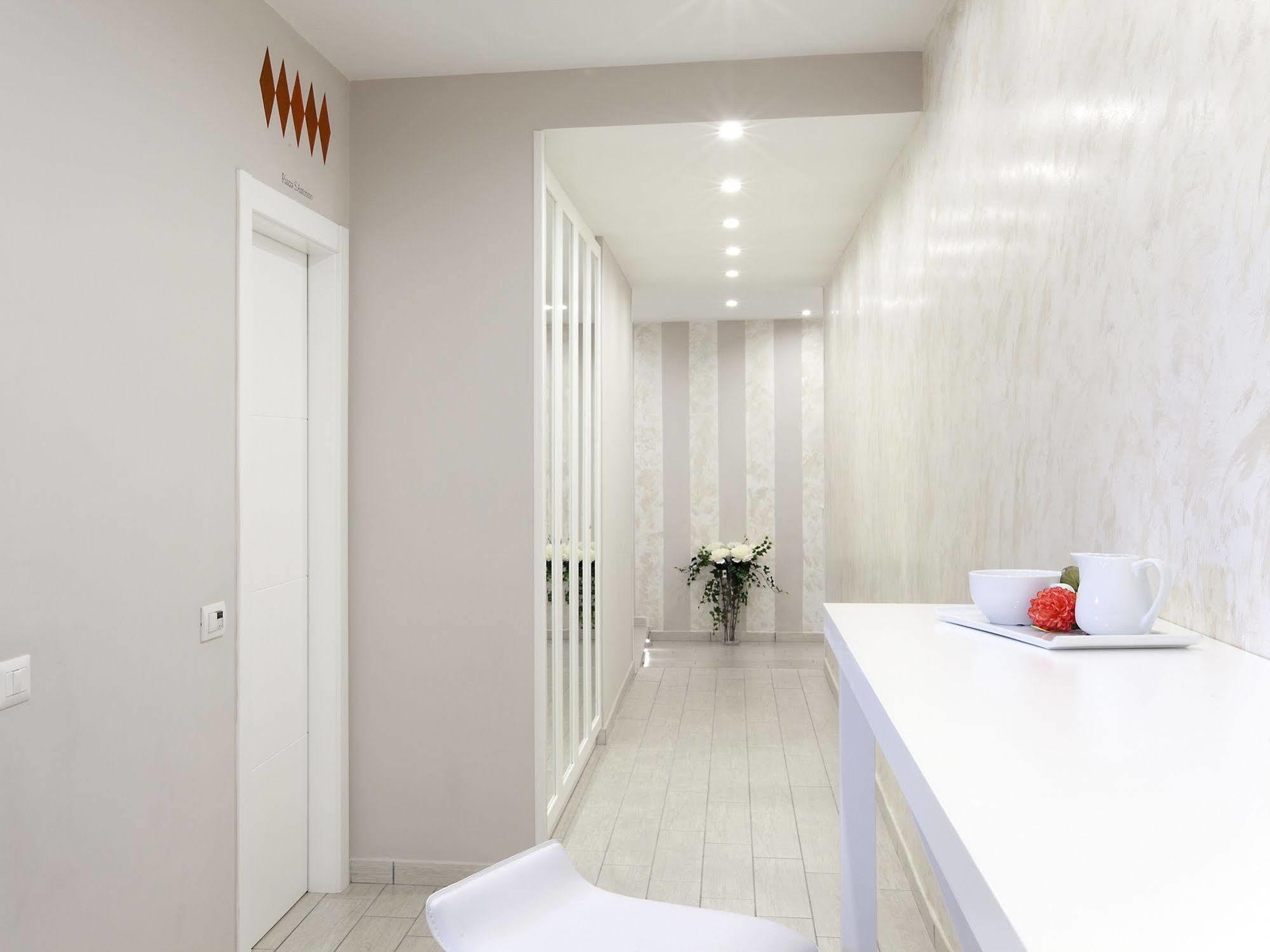 Bed and Breakfast Le Quattro Piazze Sorrent Exterior foto